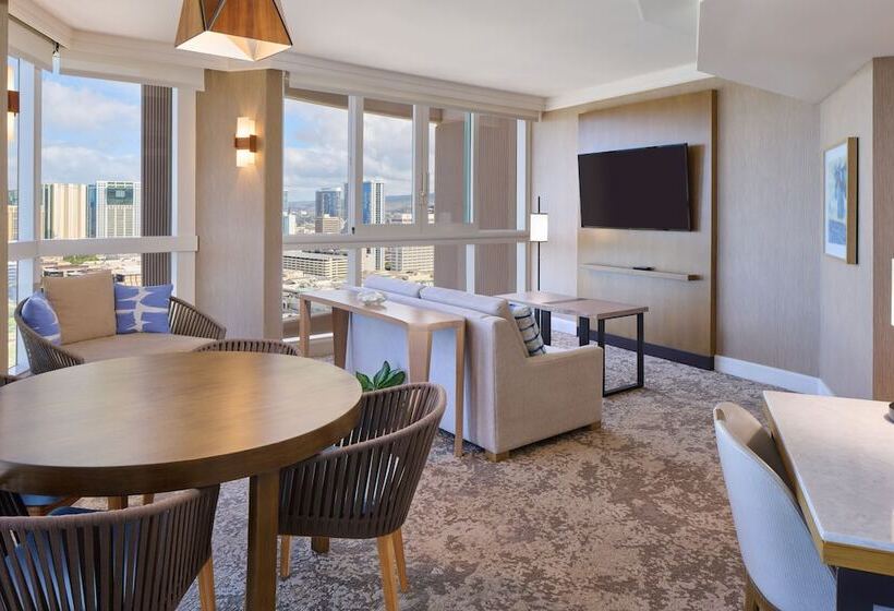 جناح بغرفتي نوم, Prince Waikiki