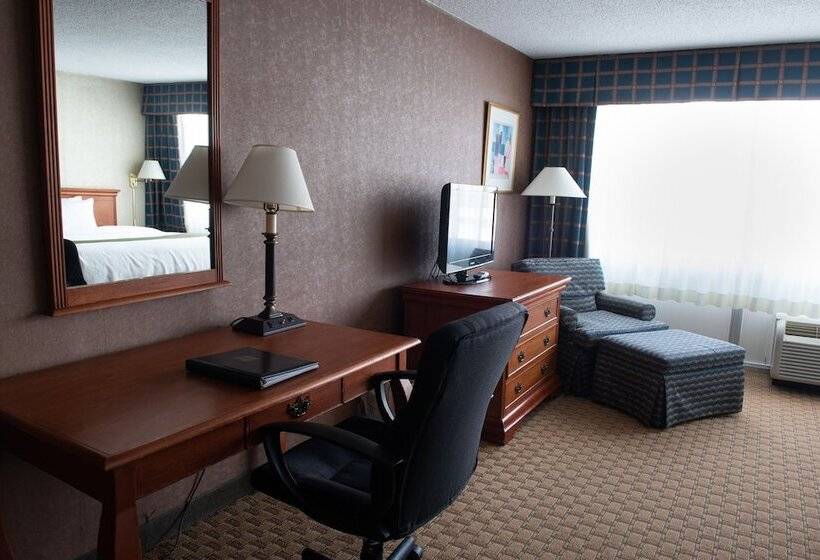 غرفه قياسيه سريرين مزدوجين, Quality Inn