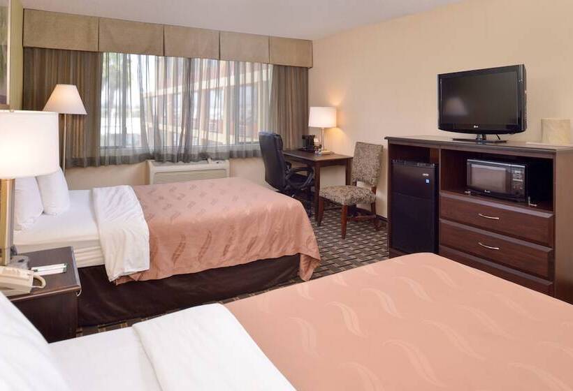 غرفه قياسيه سريرين مزدوجين, Quality Inn & Suites Montebello   Los Angeles