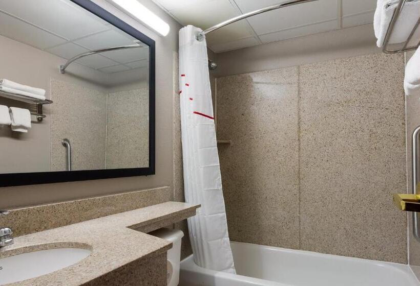 스탠다드 룸 더블 침대 2개, Red Roof Inn Hartford  New Britain