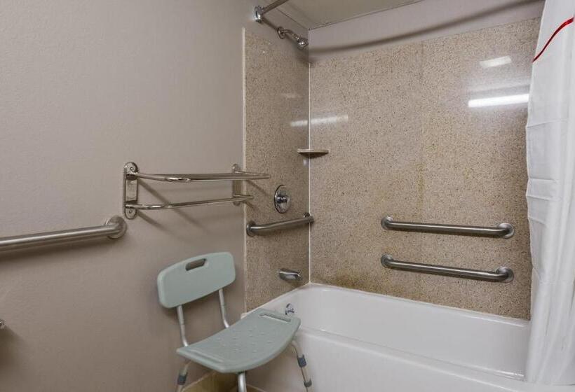 身障者適用スーペリアールーム, Red Roof Inn Hartford  New Britain