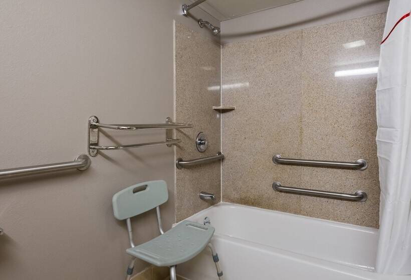 障害者適応デラックスルーム, Red Roof Inn Hartford  New Britain