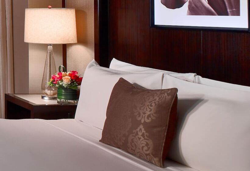 חדר סטנדרט, מיטה זוגית, מותאם לאדם עם מוגבלויות, The Royal Sonesta Harbor Court Baltimore