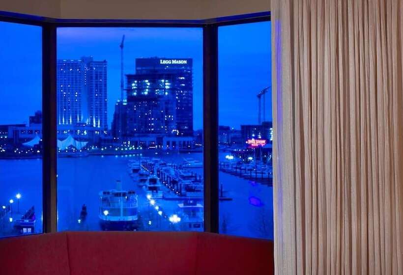 חדר סטנדרט, מיטה זוגית, מותאם לאדם עם מוגבלויות, The Royal Sonesta Harbor Court Baltimore