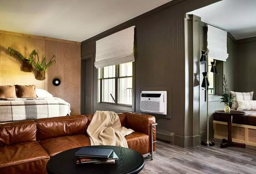 סוויטת ג'וניור, Bluebird Cady Hill Lodge