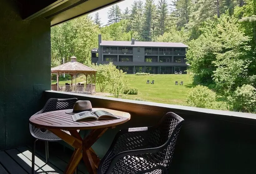 חדר דלוקס עם מרפסת, Bluebird Cady Hill Lodge