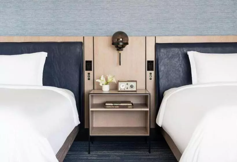 اتاق استاندارد با بالکن, The Ritz Carlton Dallas, Las Colinas