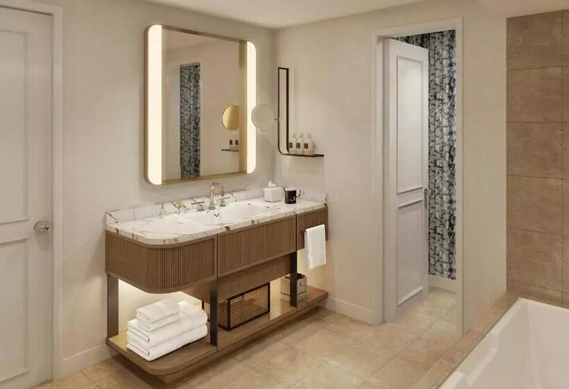 اتاق استاندارد در طبقه همکف, The Ritz Carlton Dallas, Las Colinas
