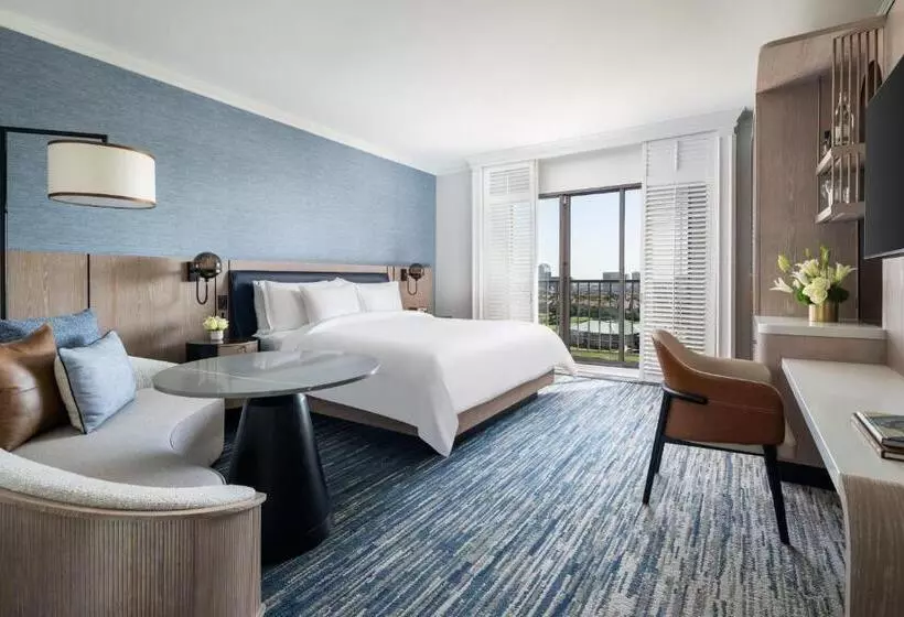 اتاق استاندارد با بالکن, The Ritz Carlton Dallas, Las Colinas