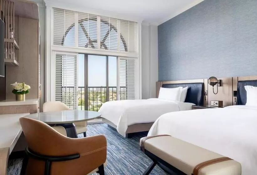 اتاق استاندارد با بالکن, The Ritz Carlton Dallas, Las Colinas
