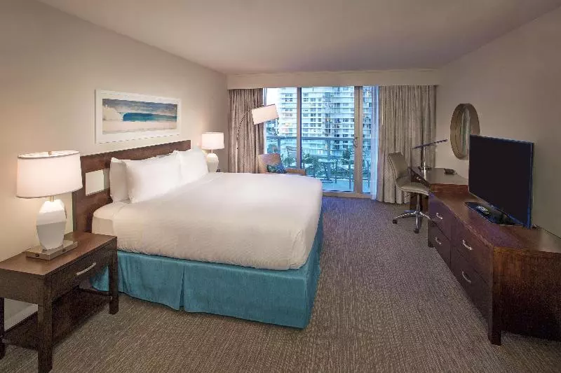 キングサイズベッドのスタンダードルーム, Doubletree Resort By Hilton Hollywood Beach
