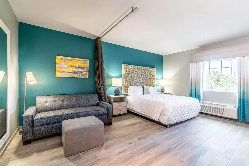 キングサイズベッドのスタンダードルーム, Doubletree Resort By Hilton Hollywood Beach