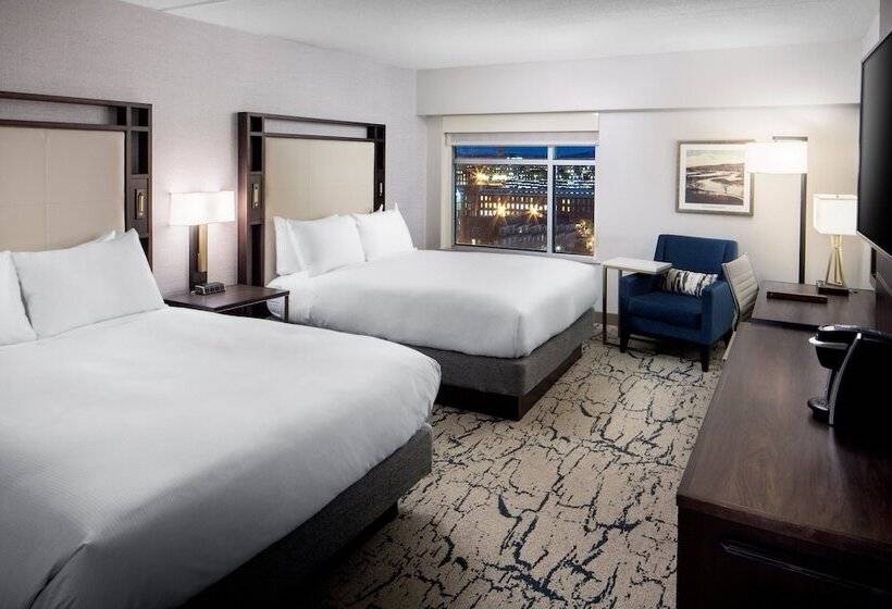 اتاق استاندارد با 2 تخت دوبل, Doubletree By Hilton Manchester Downtown