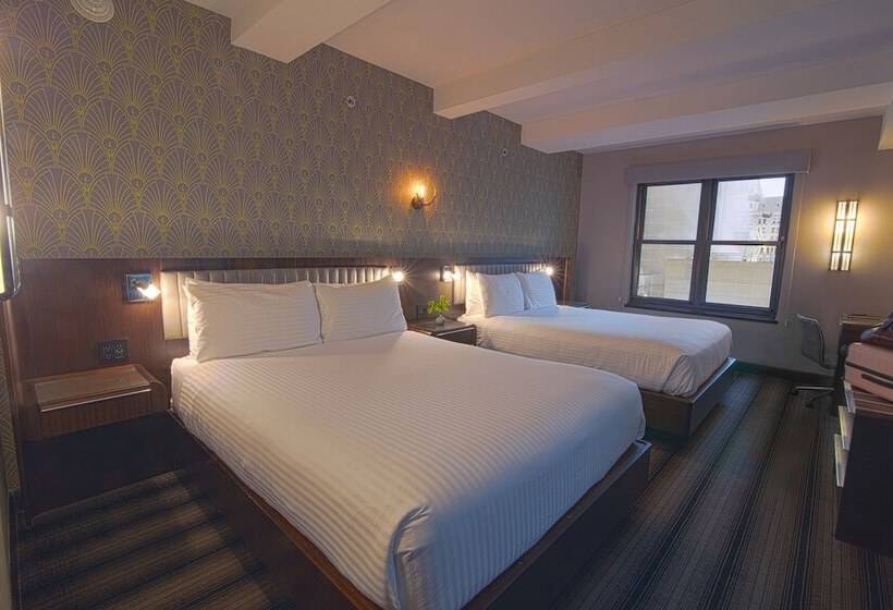 套房, Edison Times Square