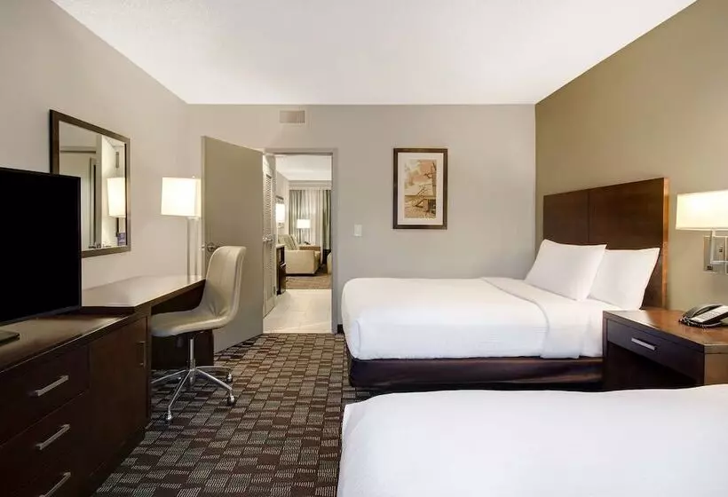 2ダブルベッドのスタンダードルーム, Embassy Suites By Hilton Jacksonville Baymeadows