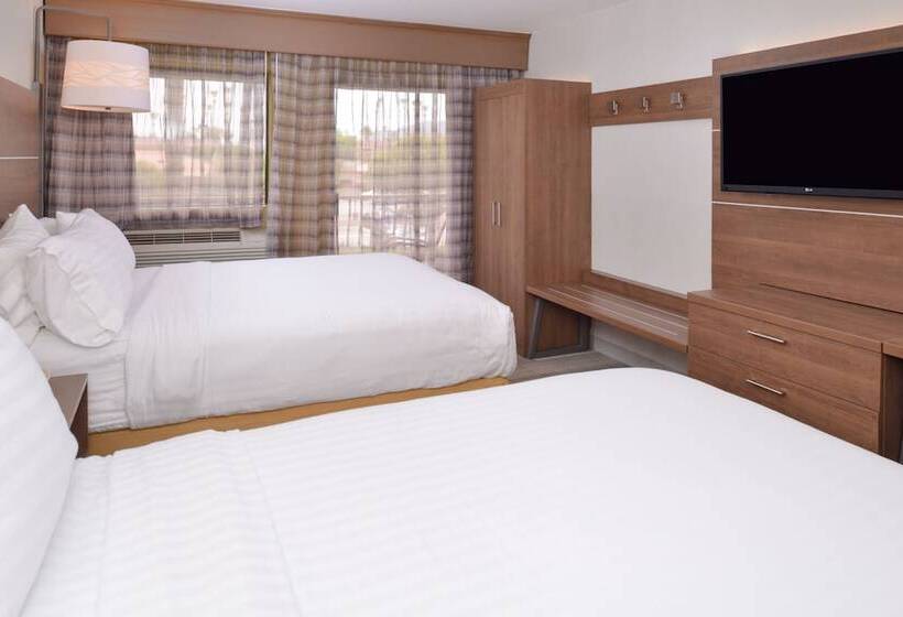 Номер Стандарт 2 Двуспальные Кровати, Holiday Inn Express Palm Desert, An Ihg