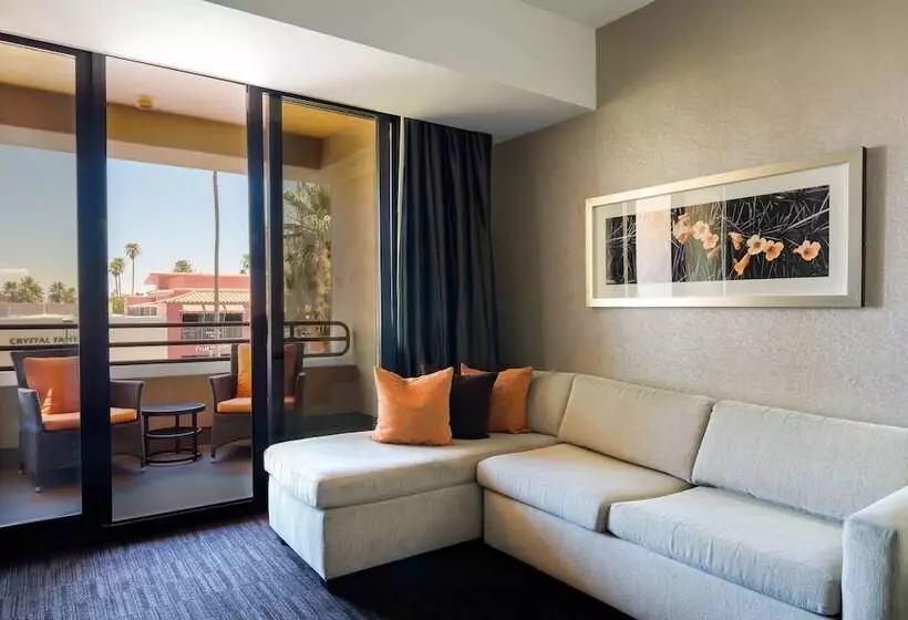身障者適用スイートルーム, Hyatt Palm Springs