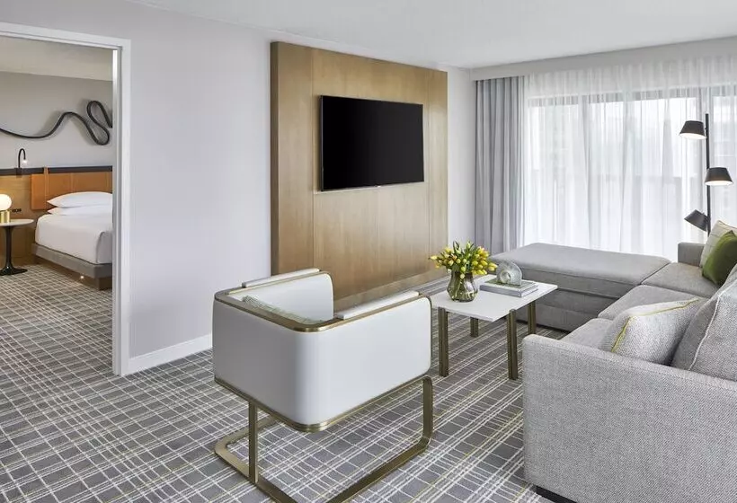 سوییت, Hyatt Regency Atlanta