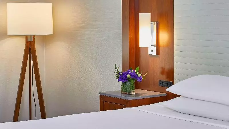 اتاق استاندارد با تخت بزرگ, Hyatt Regency Atlanta