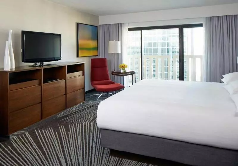 اتاق استاندارد با تخت بزرگ, Hyatt Regency Atlanta