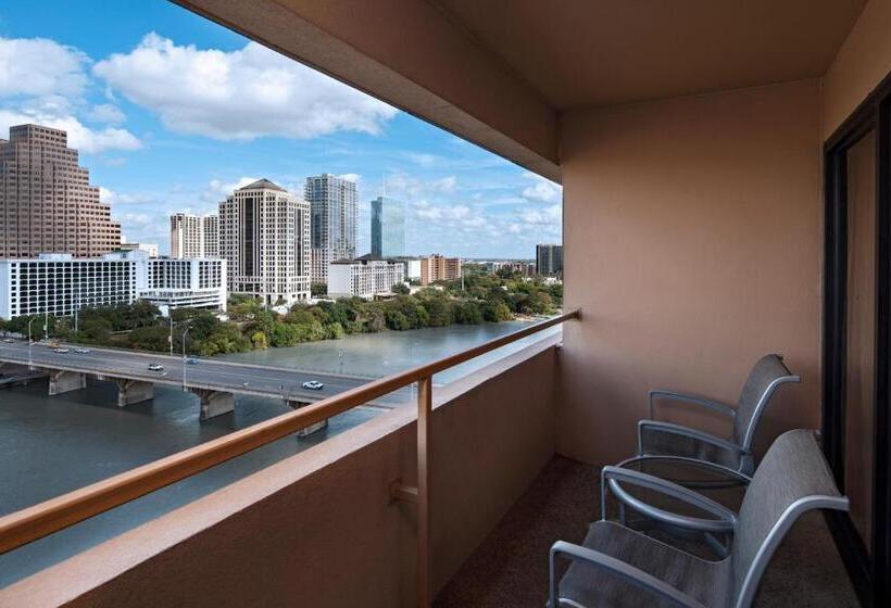 חדר סטנדרט עם מיטת קינג, Hyatt Regency Austin