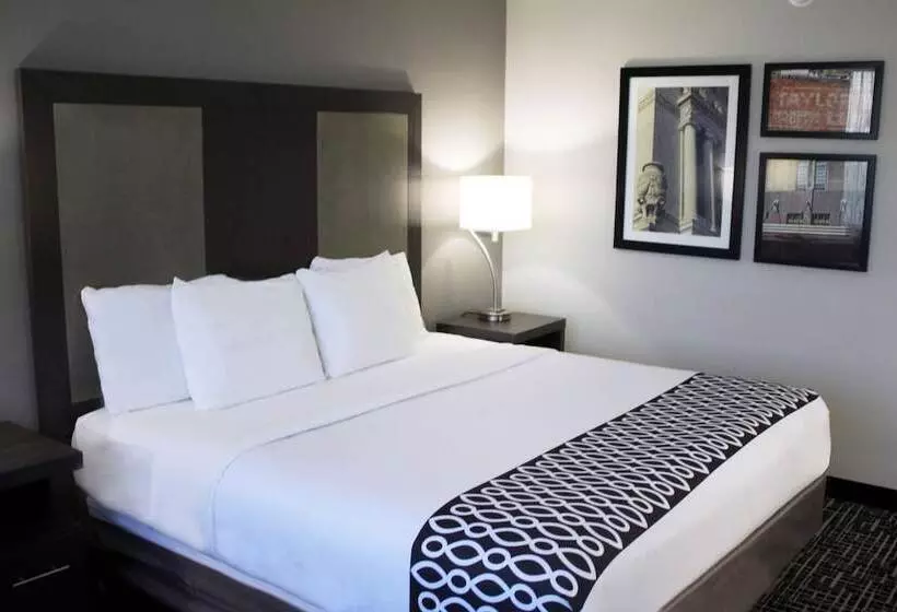 デラックススイート, La Quinta Inn & Suites By Wyndham Indianapolis Downtown