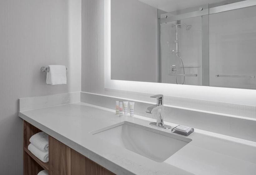 身障者適用スタンダードルーム, Pleasanton Marriott