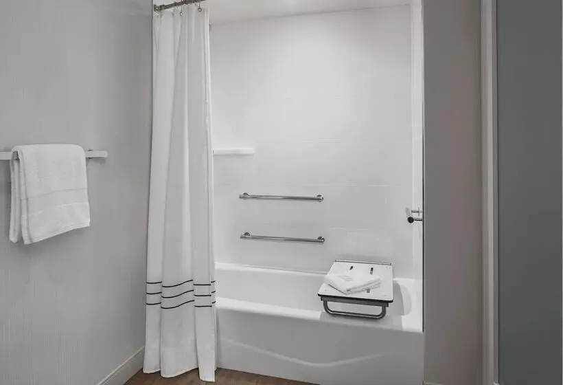 اتاق استاندارد برای معلولان, Pleasanton Marriott