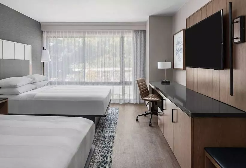 اتاق استاندارد برای معلولان, Pleasanton Marriott