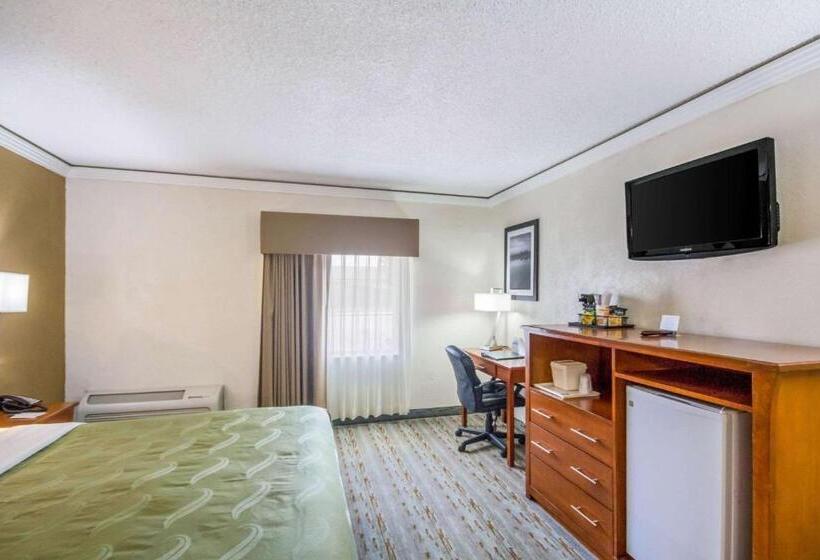 Стандартный Номер Кровать Кинг, Quality Inn & Suites Kansas City   Independence I 70 East