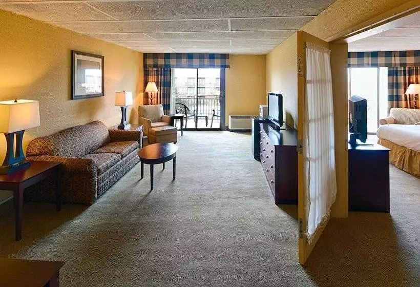 سوییت خانوادگی, Red Lion Hotel Harrisburg Hershey