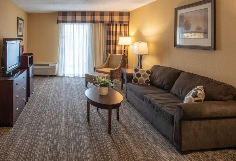 جناح عائلي, Red Lion Hotel Harrisburg Hershey