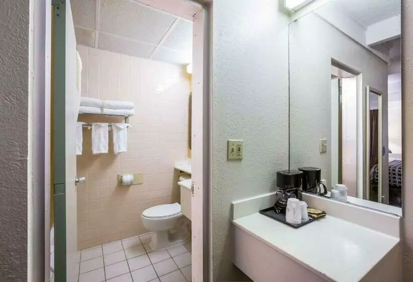 スタンダードルーム, Super 8 By Wyndham Macon Ga