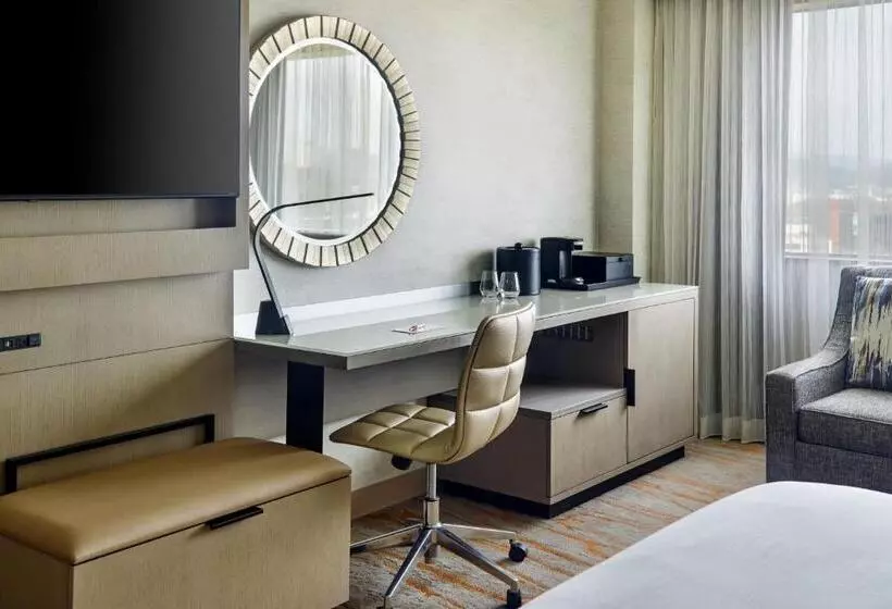２ダブルベッドのスタンダードルーム, Chattanooga Marriott Downtown