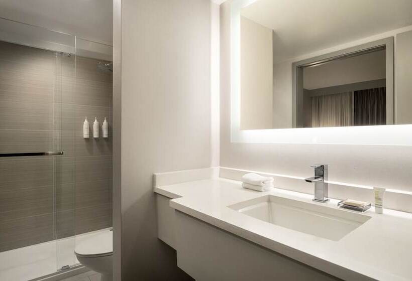 스위트, Costa Mesa Marriott