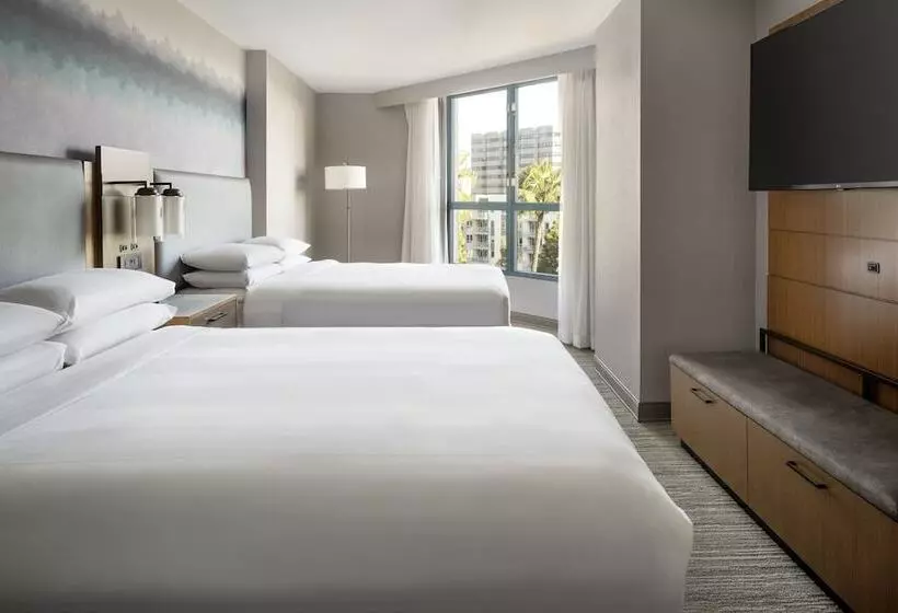 سوییت, Costa Mesa Marriott