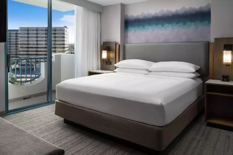 سوئیت با تخت بزرگ, Costa Mesa Marriott