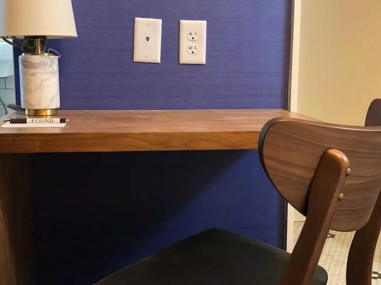 اتاق استاندارد با تخت دوبل, Found Hotel Boston Common