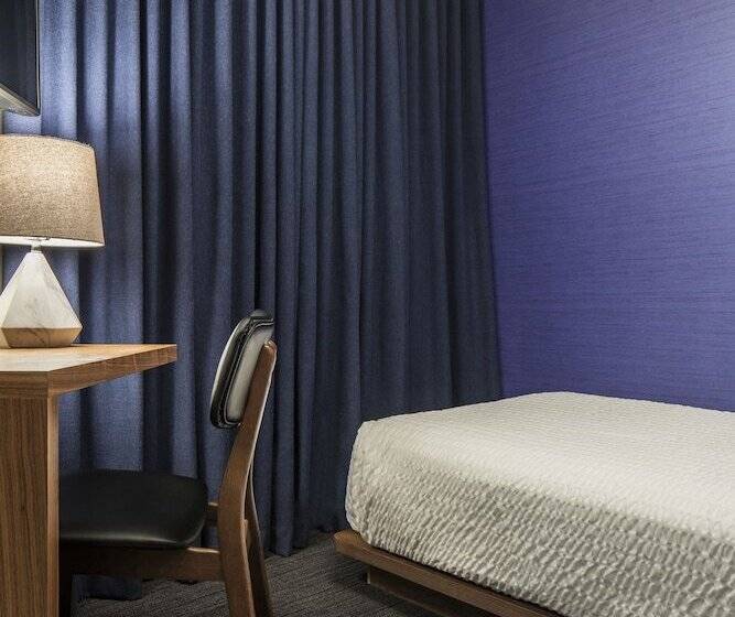 标准间带双人床, Found Hotel Boston Common