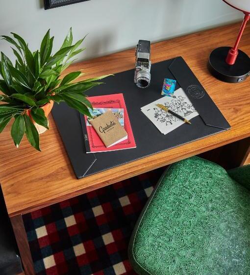 キングサイズベッドのスタンダードルーム, Graduate By Hilton Lincoln