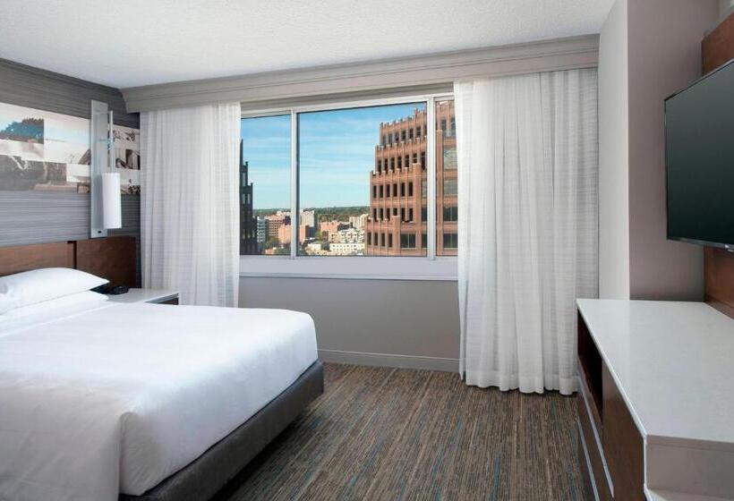 标准间, Kansas City Marriott Country Club Plaza