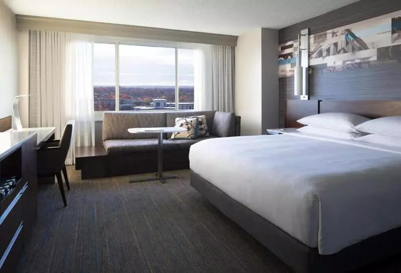 اتاق استاندارد با تخت دوبل, Kansas City Marriott Country Club Plaza