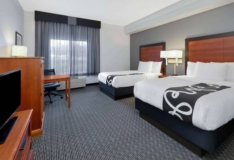 Номер Deluxe, La Quinta By Wyndham Dallas North Central