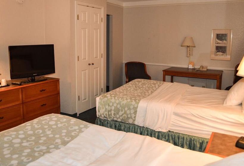 ２ダブルベッドのスタンダードルーム, Magnuson Hotel Texarkana