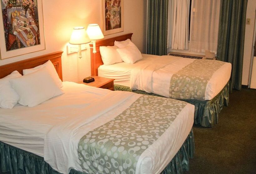 اتاق استاندارد با 2 تخت دوبل, Magnuson Hotel Texarkana