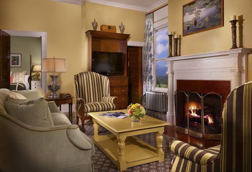 디럭스 룸, Omni Mount Washington Resort & Spa