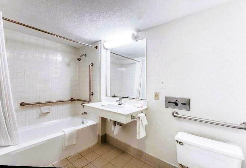 Номер Стандарт 2 Двуспальные Кровати, Quality Inn Nacogdoches Near University