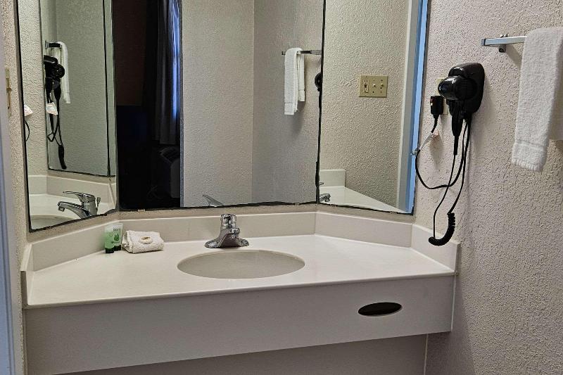 Стандартный Номер Кровать Кинг, Quality Inn Nacogdoches Near University