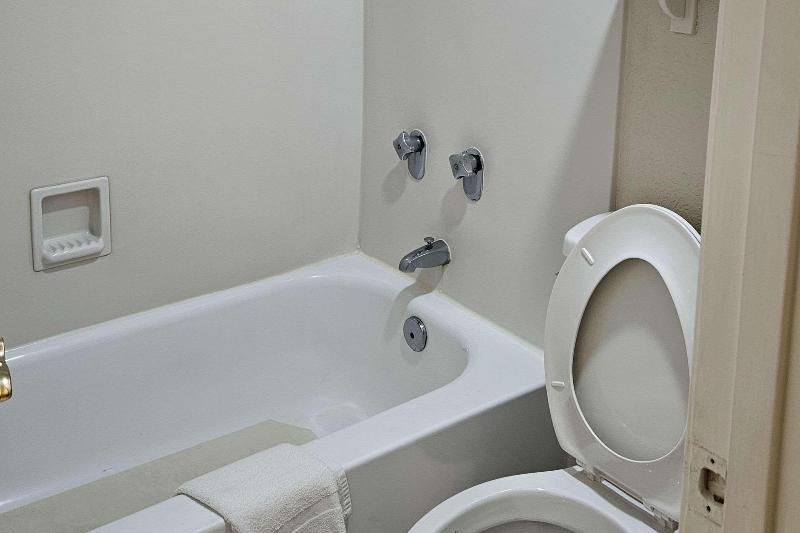 غرفة قياسية سرير كينج, Quality Inn Nacogdoches Near University