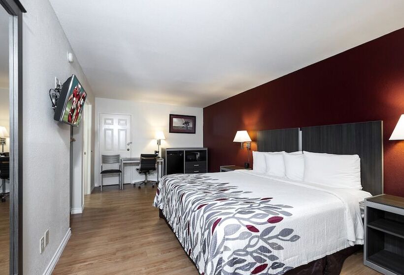 غرفة ديلوكس لذوى الاحتياجات الخاصة, Red Roof Inn Houston North   Fm1960 & I 45